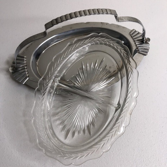 Vintage Divided Glass Metal Handle Serving Condiment Entertainment Holiday Tray - Picture 3 of 7